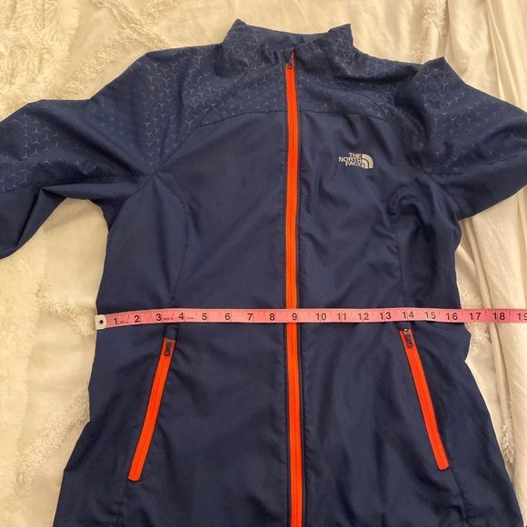The North Face Torpedo Waterproof Rain Jacket - Picture 11 of 13
